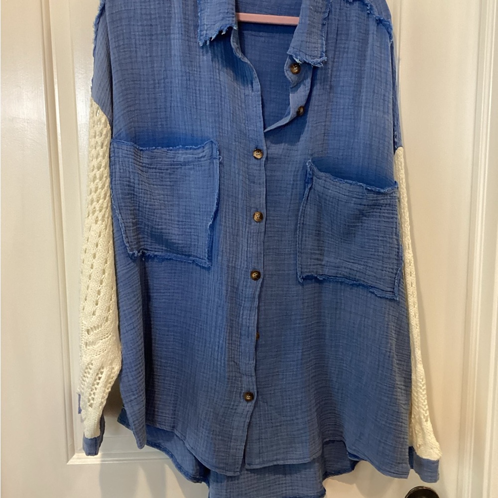 POL Blue and Cream Button-Down Shirt/jacket - Picture 8 of 16